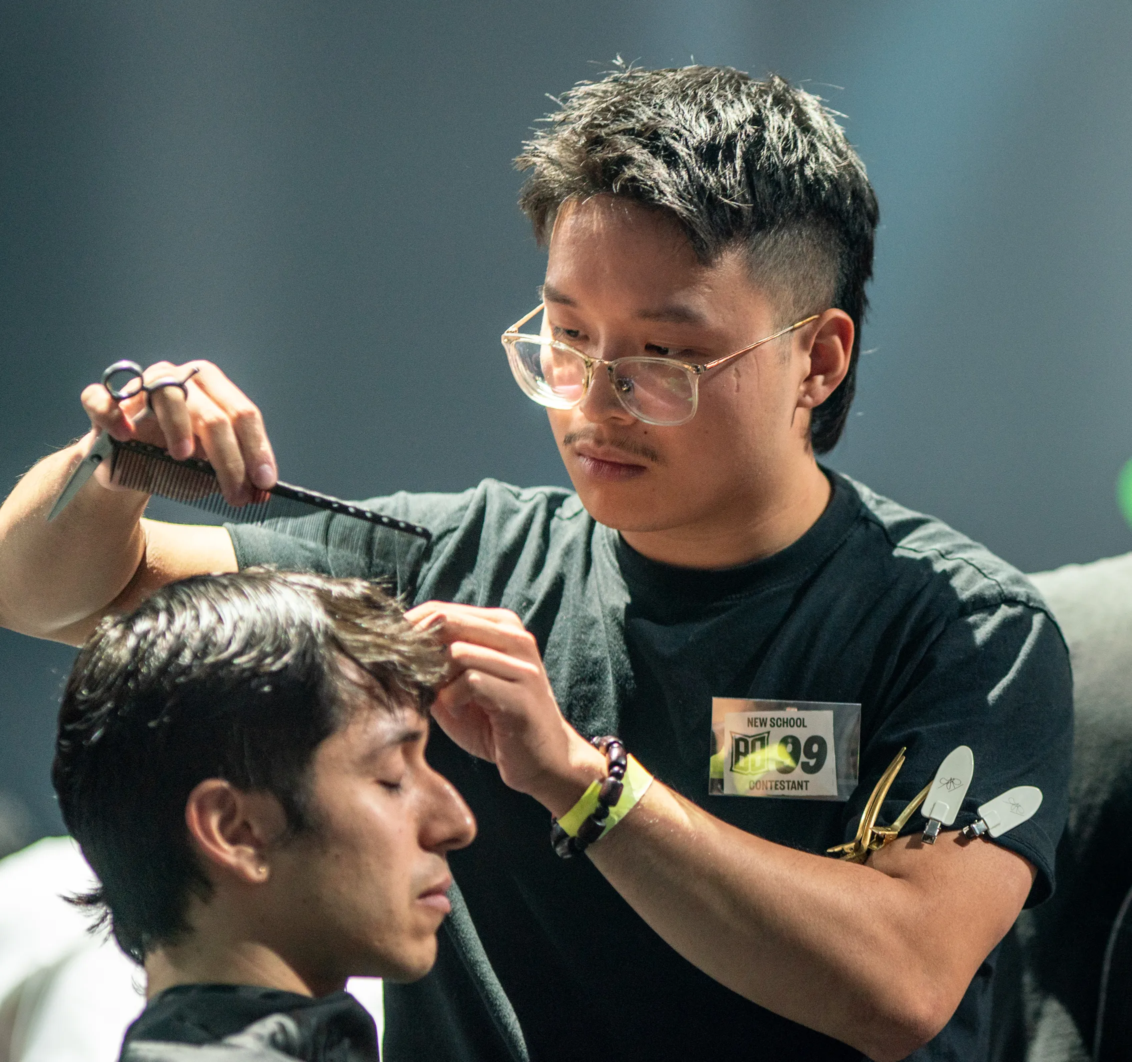 Master barber at work